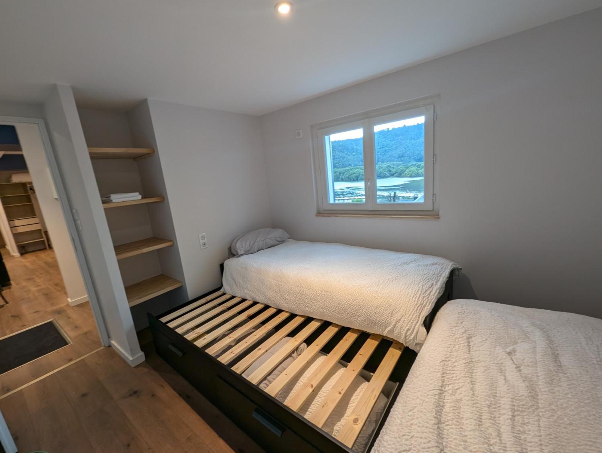 Logis Hotel Le Beau Site Chambon-sur-Lac Exterior foto